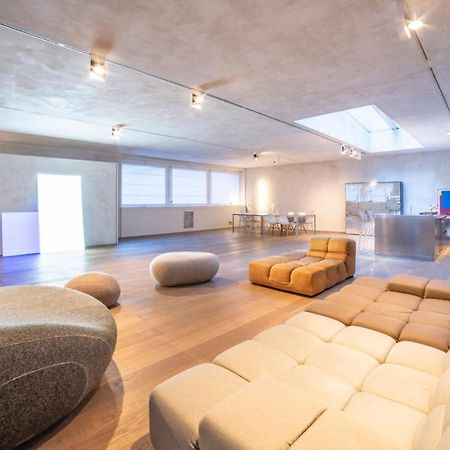 Stylish Loft Apartment Милано Екстериор снимка